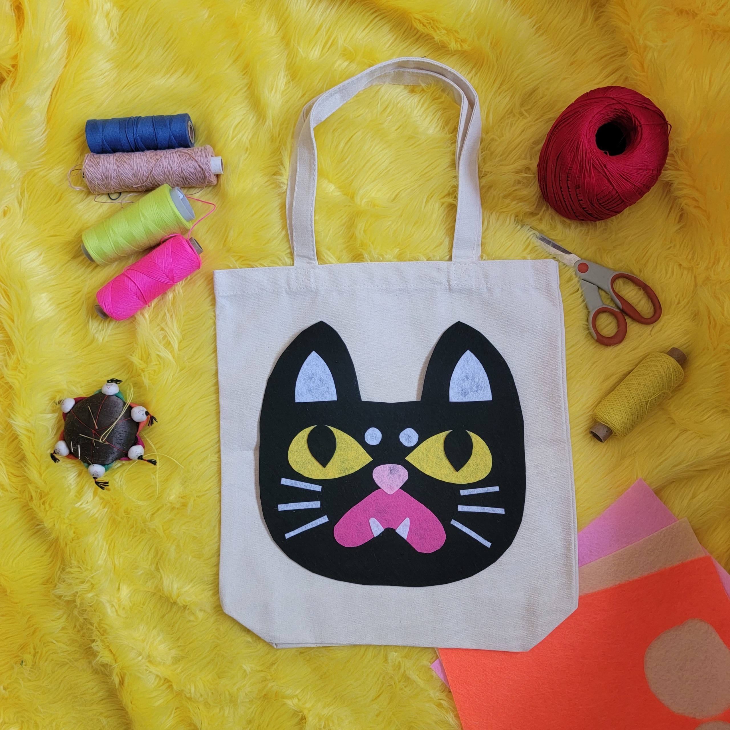 3/4 Tote Bag Making with Nina Vichayapai AMcE Creative Arts